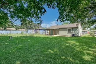 2802 Windsor Ln, Pasadena, TX 77506 - Photo 21