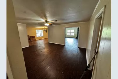 205 Honeysuckle Drive, Baytown, TX 77520 - Photo 17