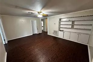 205 Honeysuckle Dr, Baytown, TX 77520 - Photo 21