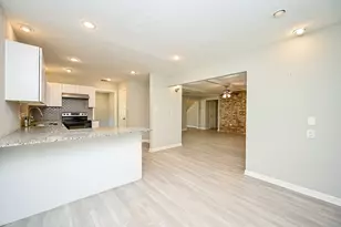 602 Mobile Ct, Conroe, TX 77302 - Photo 9