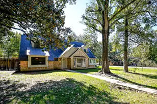 602 Mobile Ct, Conroe, TX 77302 - Photo 3