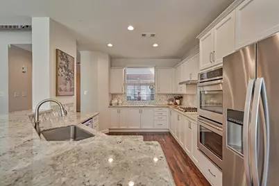 23 Fortuneberry Place, The Woodlands, TX 77382 - Photo 15