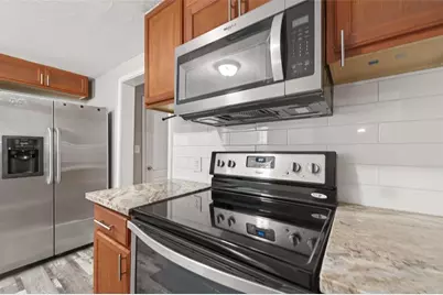 1511 Scharpe Street #2, Houston, TX 77023 - Photo 7