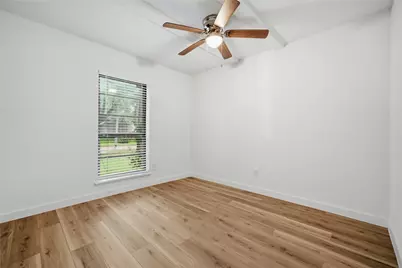 2126 Quail Valley East Drive, Missouri City, TX 77459 - Photo 7