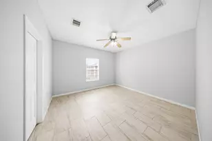 10607 Logger Pine Trail, Houston, TX 77088 - Photo 9