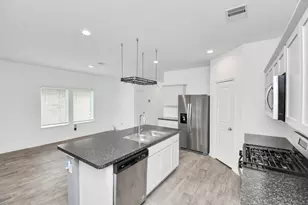 5443 Pinetree Cres Ln, Spring, TX 77373 - Photo 11