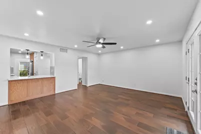 11550 Chimney Rock Road #536, Houston, TX 77035 - Photo 5
