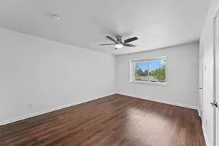 11550 Chimney Rock Rd, Houston, TX 77035 - Photo 19