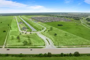 12218 Old Fashion Cir, Mont Belvieu, TX 77535 - Photo 5