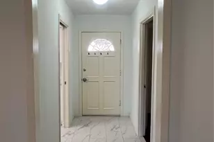 5103 Creekbend Dr, Houston, TX 77035 - Photo 9