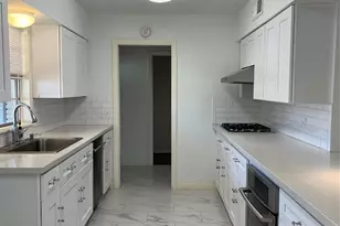 5103 Creekbend Dr, Houston, TX 77035 - Photo 1