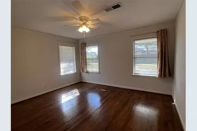 5103 Creekbend Drive, Houston, TX 77035 - Photo 13