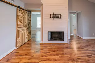 1880 White Oak Dr, Houston, TX 77009 - Photo 7