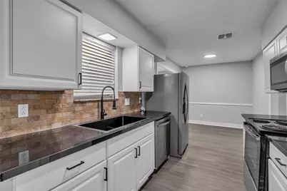 12331 Flushing Meadows Drive, Houston, TX 77089 - Photo 15
