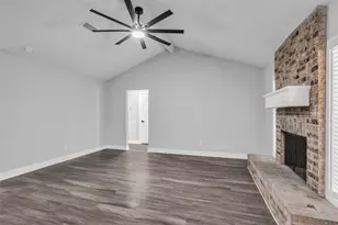 12331 Flushing Meadows Dr, Houston, TX 77089 - Photo 7