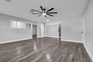 12331 Flushing Meadows Dr, Houston, TX 77089 - Photo 9