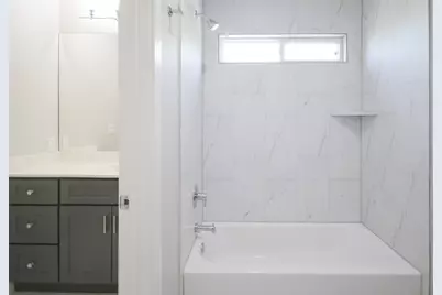 5113 Hershe Street #B, Houston, TX 77020 - Photo 23