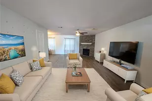 17250 April Valley Ct, Houston, TX 77084 - Photo 7