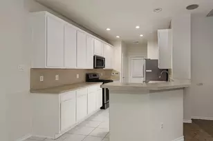 102 Blue Creek, The Woodlands, TX 77382 - Photo 7