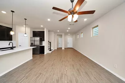 10325 Harmon Smith Drive, Houston, TX 77025 - Photo 9