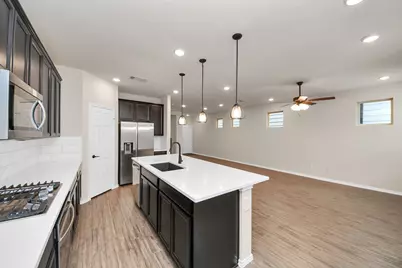 10325 Harmon Smith Drive, Houston, TX 77025 - Photo 15