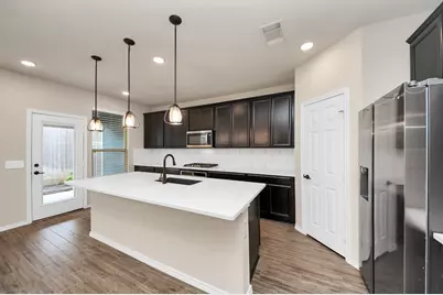 10325 Harmon Smith Drive, Houston, TX 77025 - Photo 11