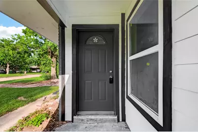 5751 Thrush Drive, Houston, TX 77033 - Photo 5
