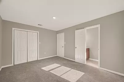 5751 Thrush Drive, Houston, TX 77033 - Photo 33