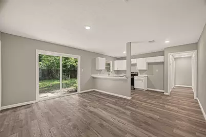 5751 Thrush Drive, Houston, TX 77033 - Photo 11