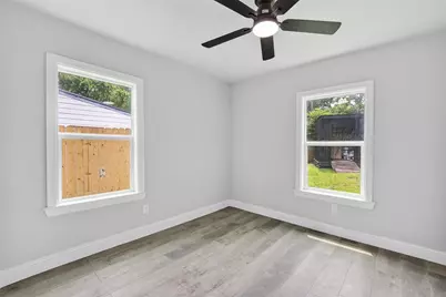 2504 Windsor Lane, Pasadena, TX 77506 - Photo 13