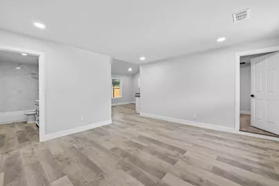 2504 Windsor Lane, Pasadena, TX 77506 - Photo 7