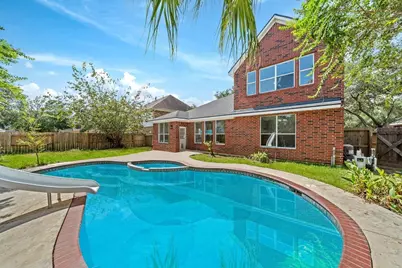 13623 Country Green Court, Houston, TX 77059 - Photo 41