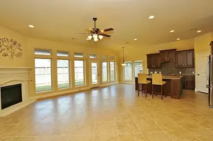 6707 Miller Shadow Ln, Sugar Land, TX 77479 - Photo 9