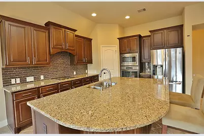 6707 Miller Shadow Lane, Sugar Land, TX 77479 - Photo 11