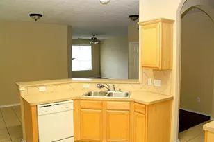 6314 Bonnie Chase Ln, Katy, TX 77449 - Photo 5