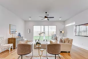 7818 Janak Dr, Houston, TX 77055 - Photo 11