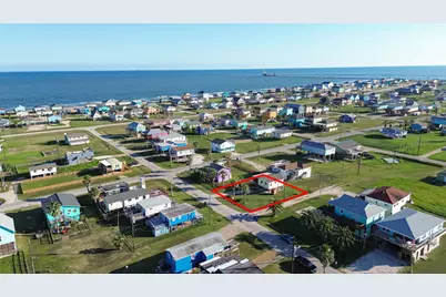 411 Olive Street, Surfside Beach, TX 77541 - Photo 3