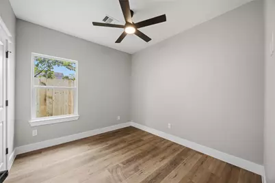 7912 James Franklin, Houston, TX 77088 - Photo 11