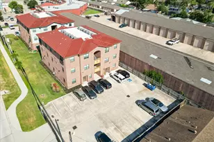 10102 Neuens Rd, Houston, TX 77080 - Photo 15