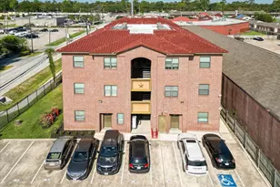 10102 Neuens Rd, Houston, TX 77080 - Photo 13