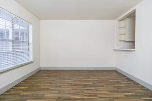 600 19th St, Galveston, TX 77550 - Photo 3