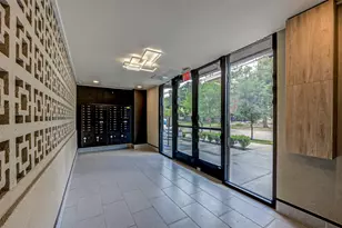 4819 Caroline St, Houston, TX 77004 - Photo 3