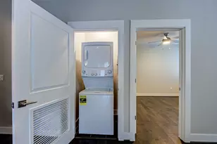 4819 Caroline St, Houston, TX 77004 - Photo 13