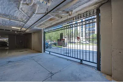 4819 Caroline Street #104, Houston, TX 77004 - Photo 17