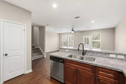 112 Artesian Way, Roman Forest, TX 77357 - Photo 9