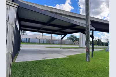 6712 Fulton Street, Houston, TX 77022 - Photo 49