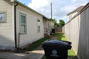 6712 Fulton St, Houston, TX 77022 - Photo 7