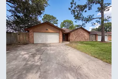 8 Sunnybrook Street, Angleton, TX 77515 - Photo 15