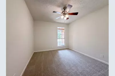 8 Sunnybrook Street, Angleton, TX 77515 - Photo 9