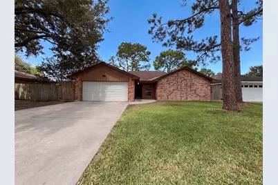 8 Sunnybrook Street, Angleton, TX 77515 - Photo 1